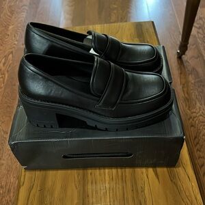 ShuShop Tahiti loafers, New, black, size 7